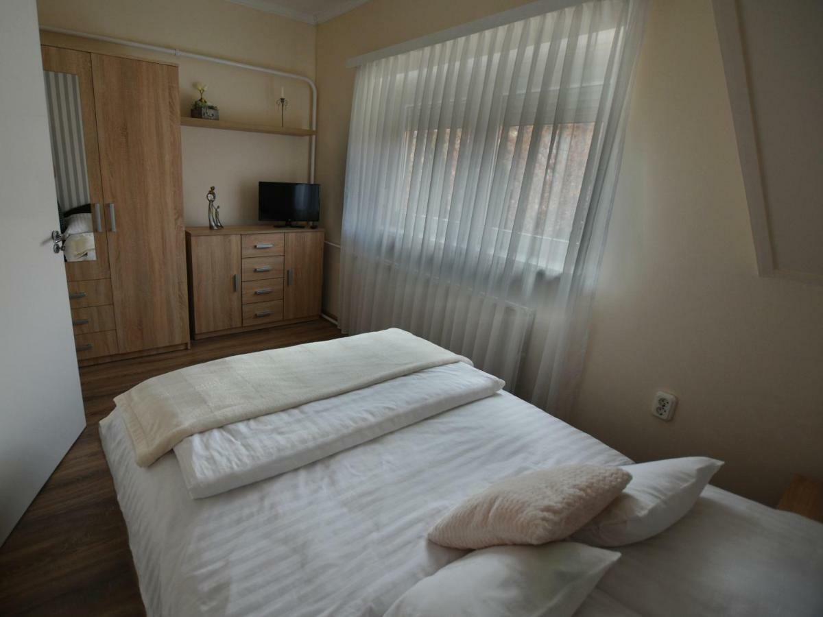 Hévíz Szecsenyi Apartman מראה חיצוני תמונה